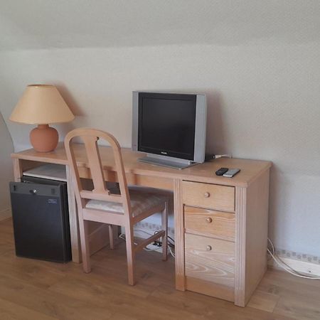 Chambre D'Hote Dans Le Cantal Vallee De La Maronne Saint-Martin-Valmeroux Zewnętrze zdjęcie